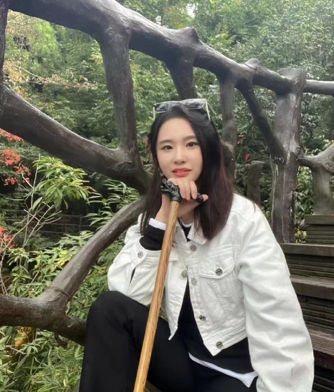 琪琪的第一张照片--临湘上门女婿服务网